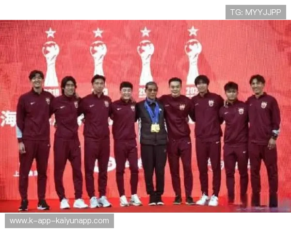 中超球队队长带领全队冲刺，中超各队人员名单